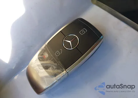 2020 Mercedes-Benz Glc 350E 4Matic z USA, uszkodzony, nr VIN W1N0G5DB0LF776305